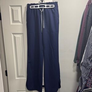 FIGS Navy Marseille High Waisted Wide Leg Scrub Pant - Size S Tall - Like New!